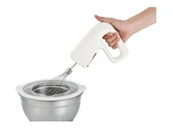 Conjunto de 3 tigelas de aço inoxidável Arthur Martin 16-24 cm com tampas herméticas e fundo antiderrapante de silicone