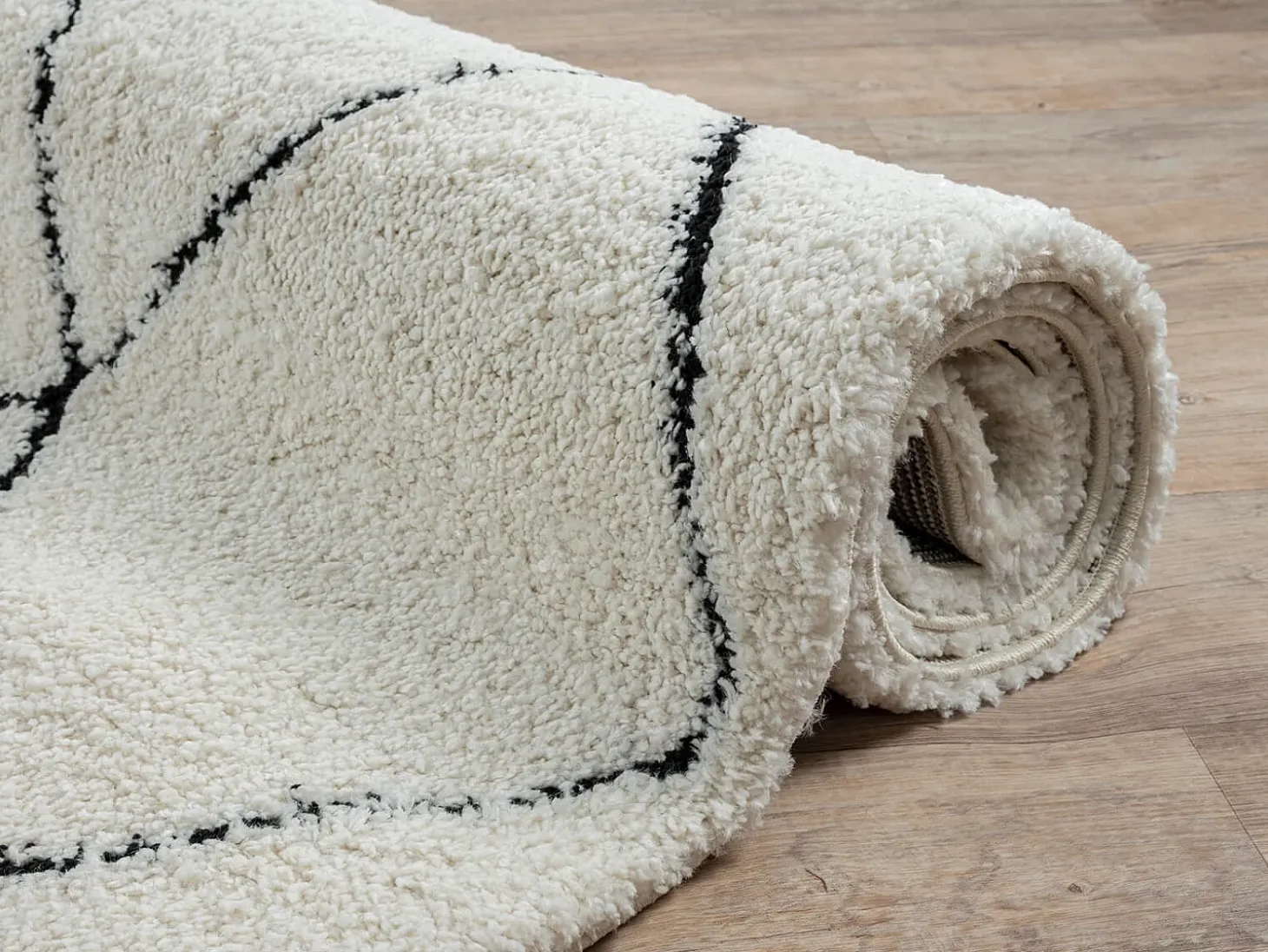 Tapete Bahar Shaggy moderno padrão losango, preto branco, 80 x 150 cm