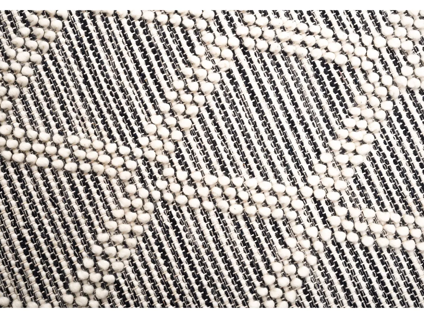 Tapete tecido à mão com design étnico 190x290 cm natural Colored Macrame