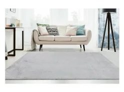 Tapete 110x60cm, design E005N na cor prata - Conforto e elegância para o seu interior.